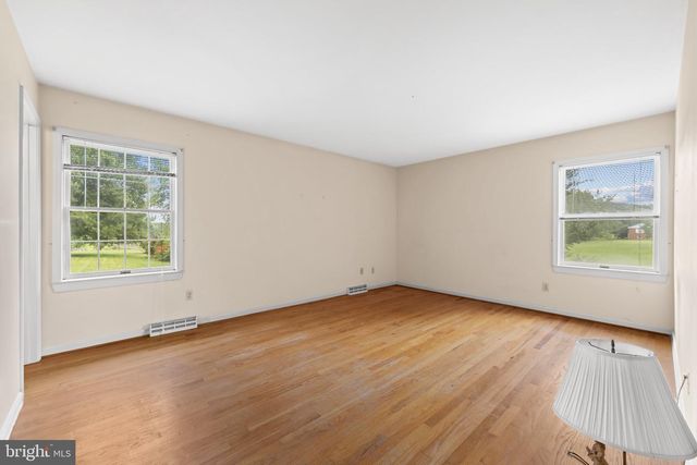 11081 MARQUIS RD, Unionville, VA 22567