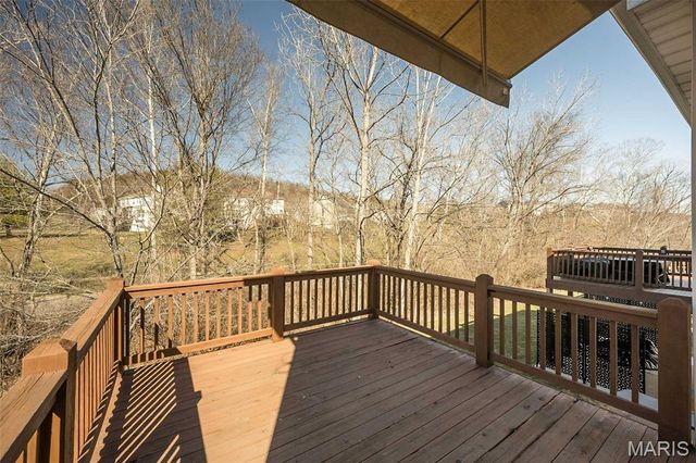 6827 Eagles Landing Court, Pacific, MO 63069