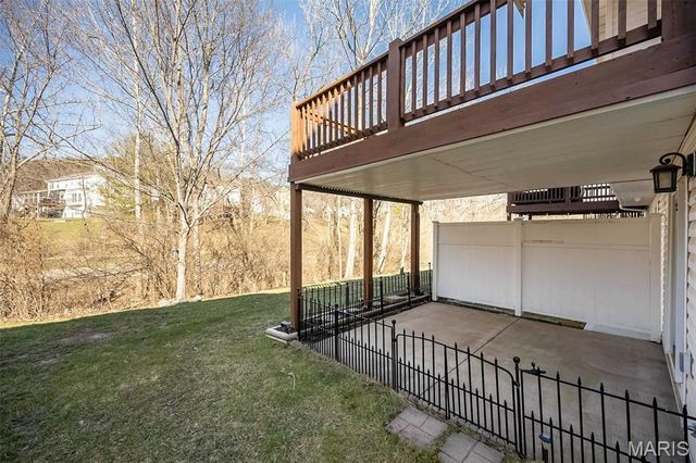 6827 Eagles Landing Court, Pacific, MO 63069