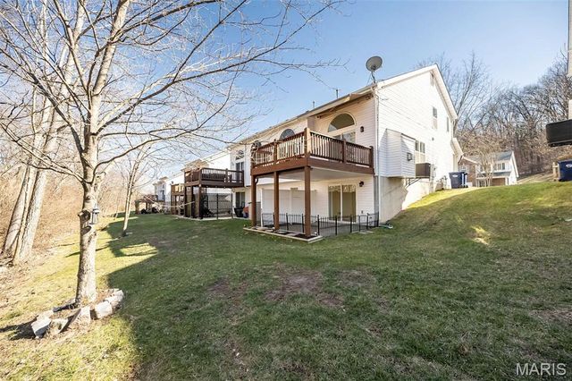 6827 Eagles Landing Court, Pacific, MO 63069