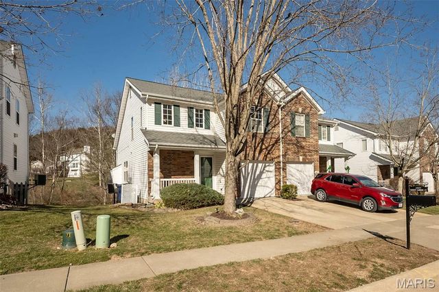 6827 Eagles Landing Court, Pacific, MO 63069