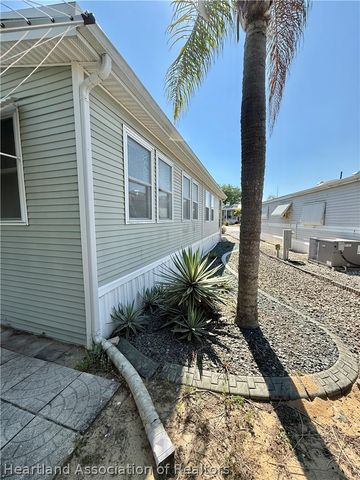 10 Hidden Harbor Lane, Lake Placid, FL 33852