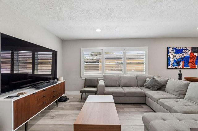 4611 W PAXTON AVENUE, Tampa, FL 33611