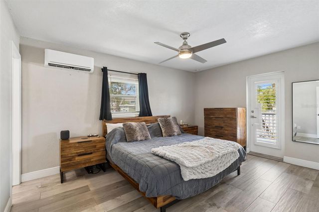 4611 W PAXTON AVENUE, Tampa, FL 33611