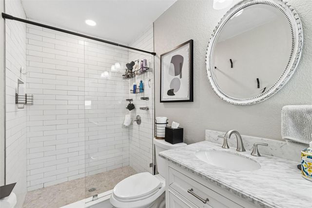 4611 W PAXTON AVENUE, Tampa, FL 33611