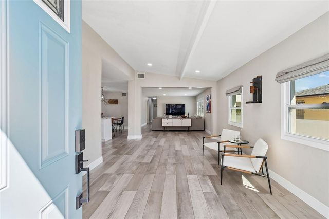 4611 W PAXTON AVENUE, Tampa, FL 33611