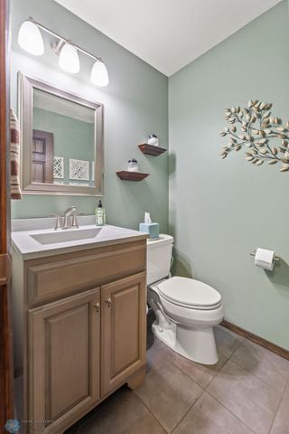 1815 3rd Avenue E, West Fargo, ND 58078