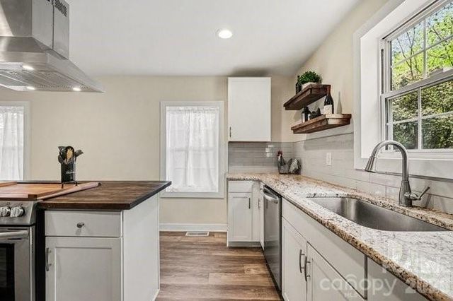 500 Boger Street, Mooresville, NC 28115