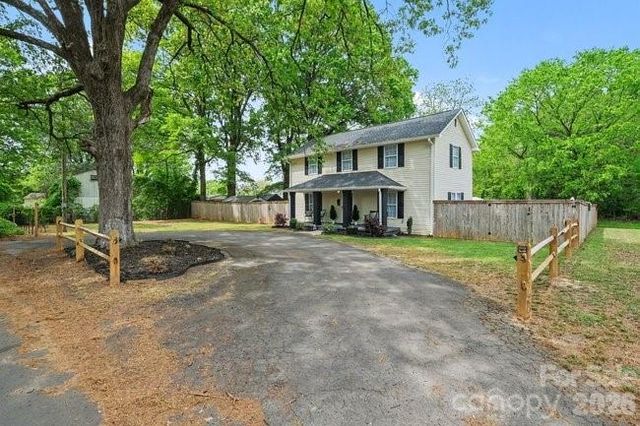 500 Boger Street, Mooresville, NC 28115