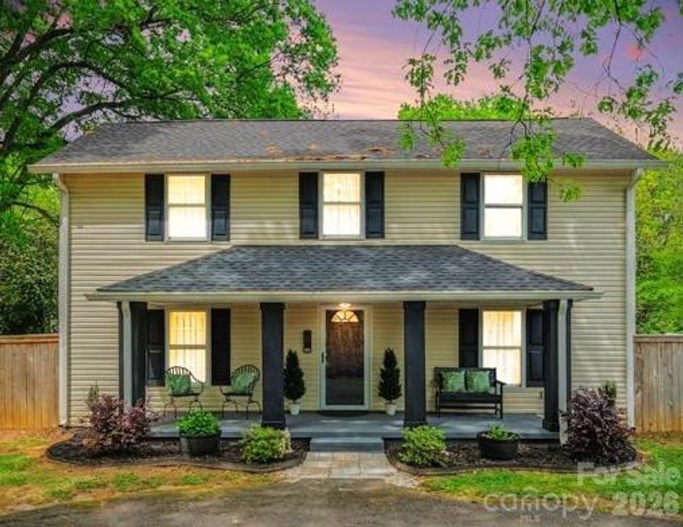500 Boger Street, Mooresville, NC 28115