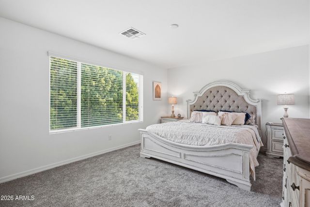1424 E GOLDCREST Street, Gilbert, AZ 85297