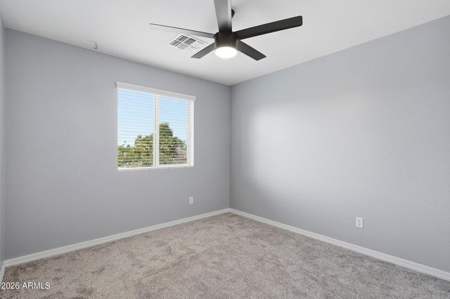 1424 E GOLDCREST Street, Gilbert, AZ 85297