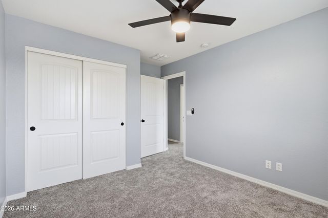 1424 E GOLDCREST Street, Gilbert, AZ 85297
