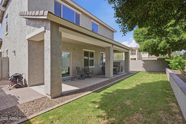 1424 E GOLDCREST Street, Gilbert, AZ 85297