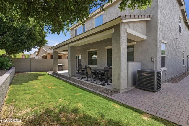 1424 E GOLDCREST Street, Gilbert, AZ 85297