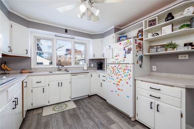 230 Laurelton Road, Irondequoit, NY 14609