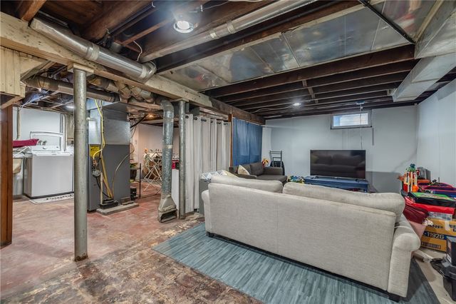 230 Laurelton Road, Irondequoit, NY 14609