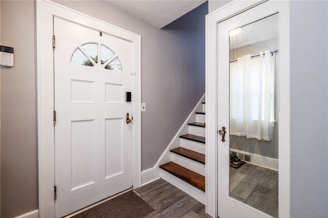 230 Laurelton Road, Irondequoit, NY 14609