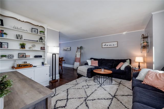 230 Laurelton Road, Irondequoit, NY 14609