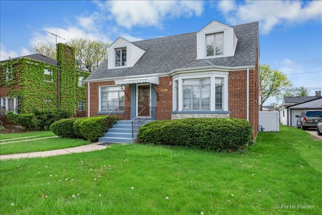 1522 Hull Avenue, Westchester, IL 60154