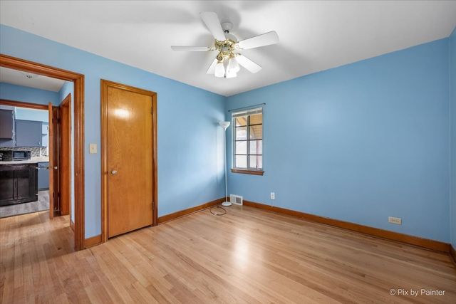 1522 Hull Avenue, Westchester, IL 60154