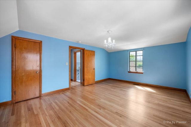 1522 Hull Avenue, Westchester, IL 60154