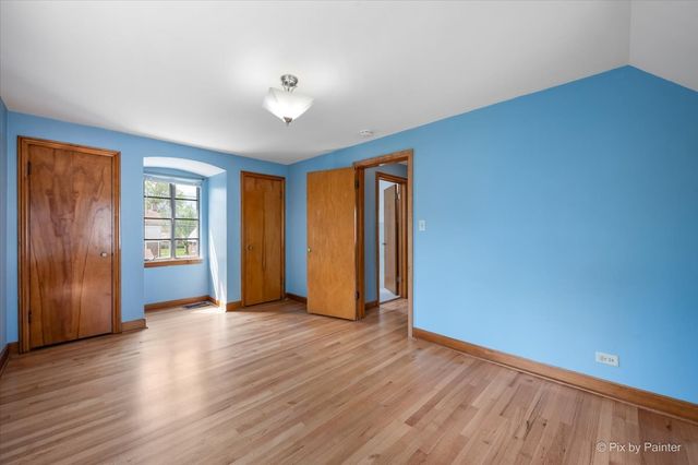 1522 Hull Avenue, Westchester, IL 60154