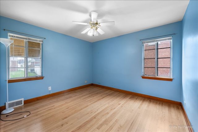 1522 Hull Avenue, Westchester, IL 60154
