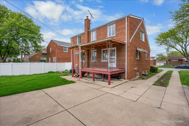 1522 Hull Avenue, Westchester, IL 60154