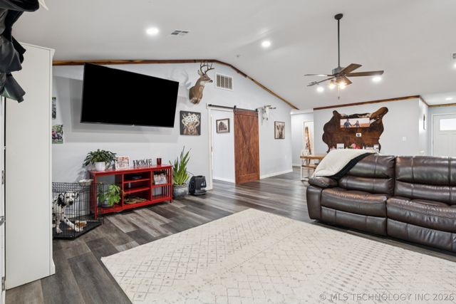 2801 E 480, Pryor, OK 74361