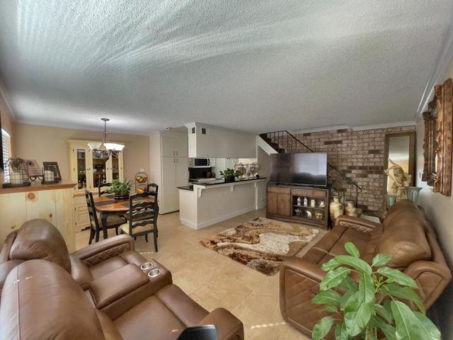 1263 Bouret Drive 2, San Jose, CA 95118