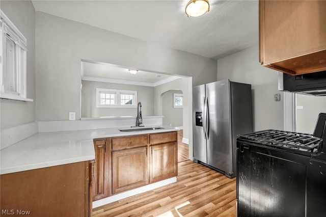 17913 Flamingo Avenue, Cleveland, OH 44135