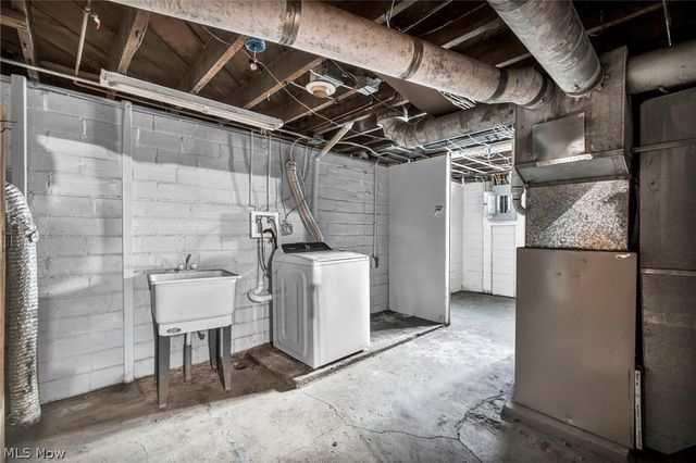 17913 Flamingo Avenue, Cleveland, OH 44135