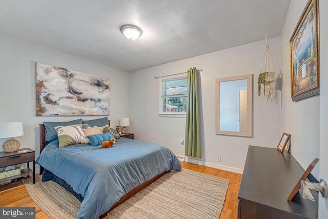 144 MAURER, Laurel Springs, NJ 08021