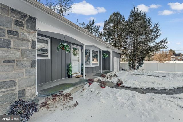 144 MAURER, Laurel Springs, NJ 08021