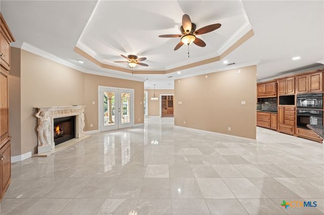 1340 Autumn Oaks Circle, China Spring, TX 76633