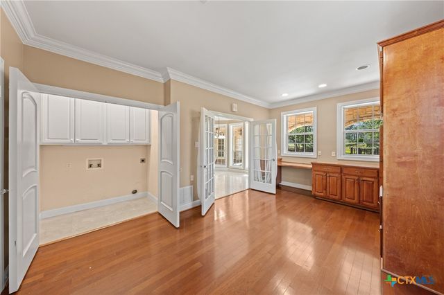 1340 Autumn Oaks Circle, China Spring, TX 76633