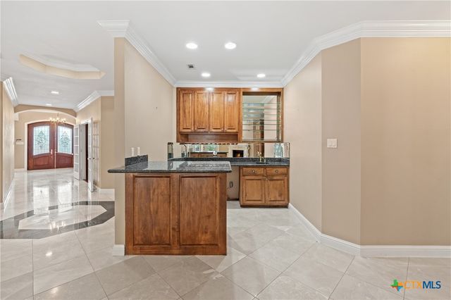 1340 Autumn Oaks Circle, China Spring, TX 76633