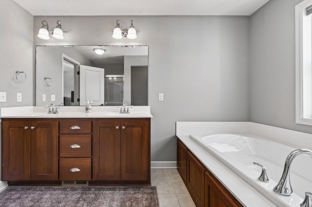 3360 Millbrook Circle, Stillwater, MN 55082