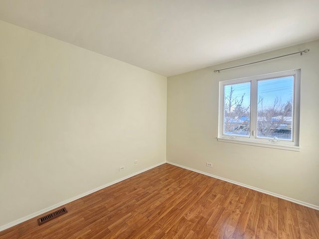 726 E Old Willow Road 104C, Prospect Heights, IL 60070