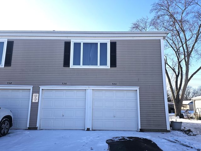 726 E Old Willow Road 104C, Prospect Heights, IL 60070