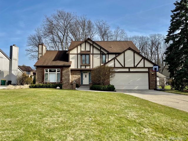 31843 Bristol Lane, Farmington Hills, MI 48334