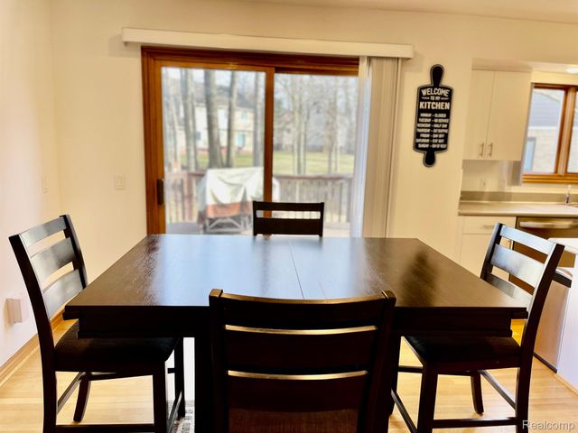 31843 Bristol Lane, Farmington Hills, MI 48334