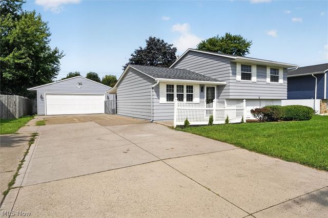 4036 Leavitt Road, Lorain, OH 44053
