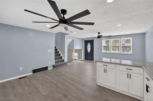 4036 Leavitt Road, Lorain, OH 44053
