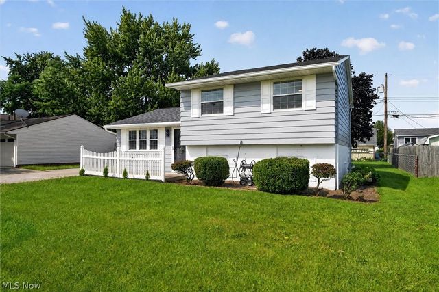 4036 Leavitt Road, Lorain, OH 44053