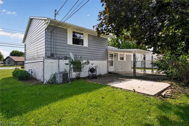 4036 Leavitt Road, Lorain, OH 44053
