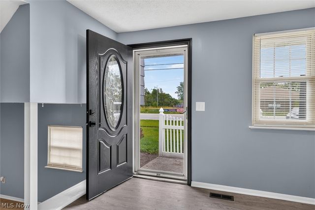 4036 Leavitt Road, Lorain, OH 44053