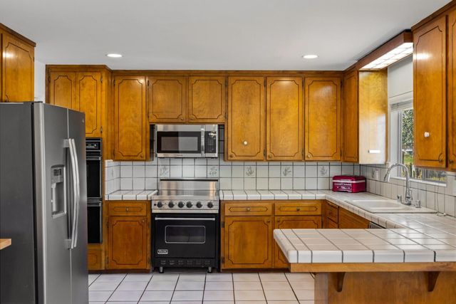 20091 Portola Drive, Salinas, CA 93908