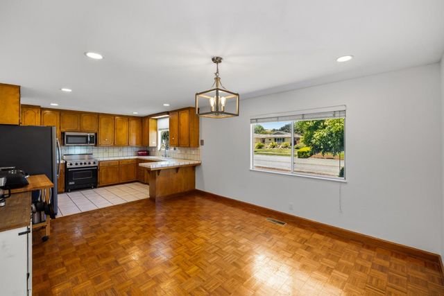 20091 Portola Drive, Salinas, CA 93908